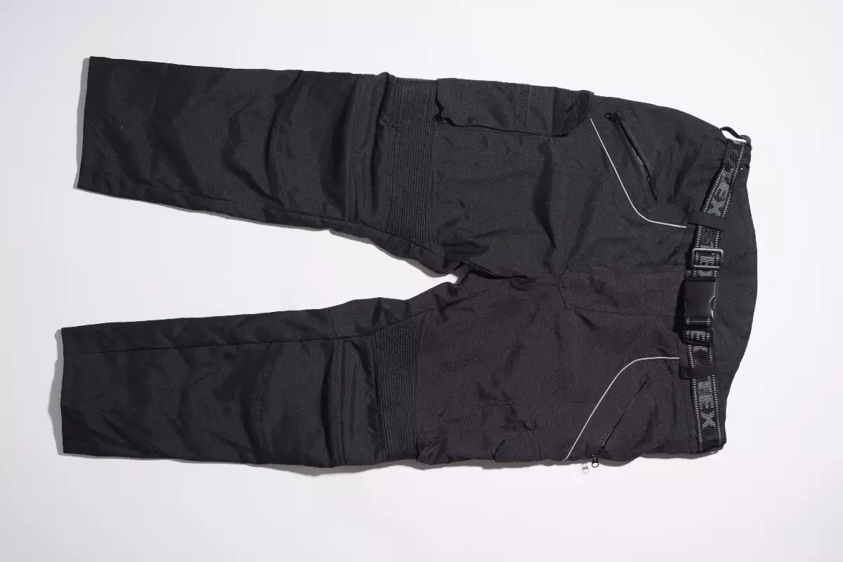 Lot de Vêtements de Moto - Excellente Qualité (50 kg, 36 pièces)